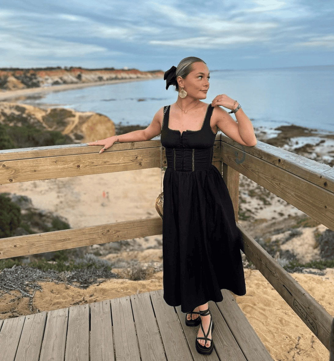Robyn Willow Dress – Timeless London