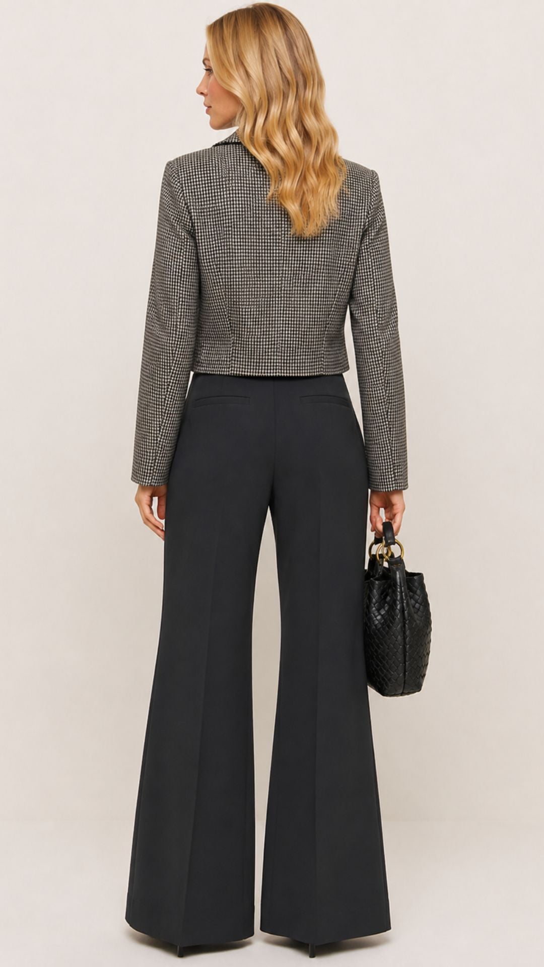 Timeless London – Kurze Wolljacke mit Hahnentrittmuster