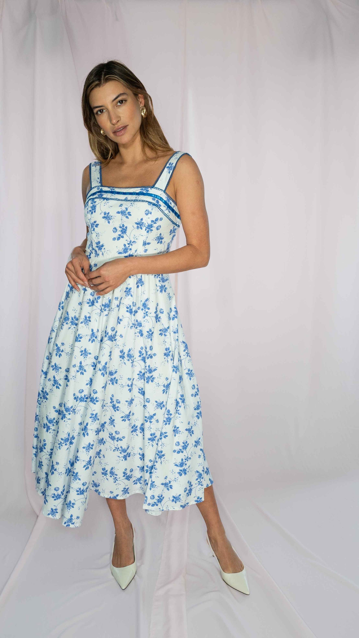 Ivy Blue Floral Cotton Dress | Elegant Midi Dress Timeless London Ivy Blue Floral Cotton Dress | Elegant Midi Dress Timeless London
